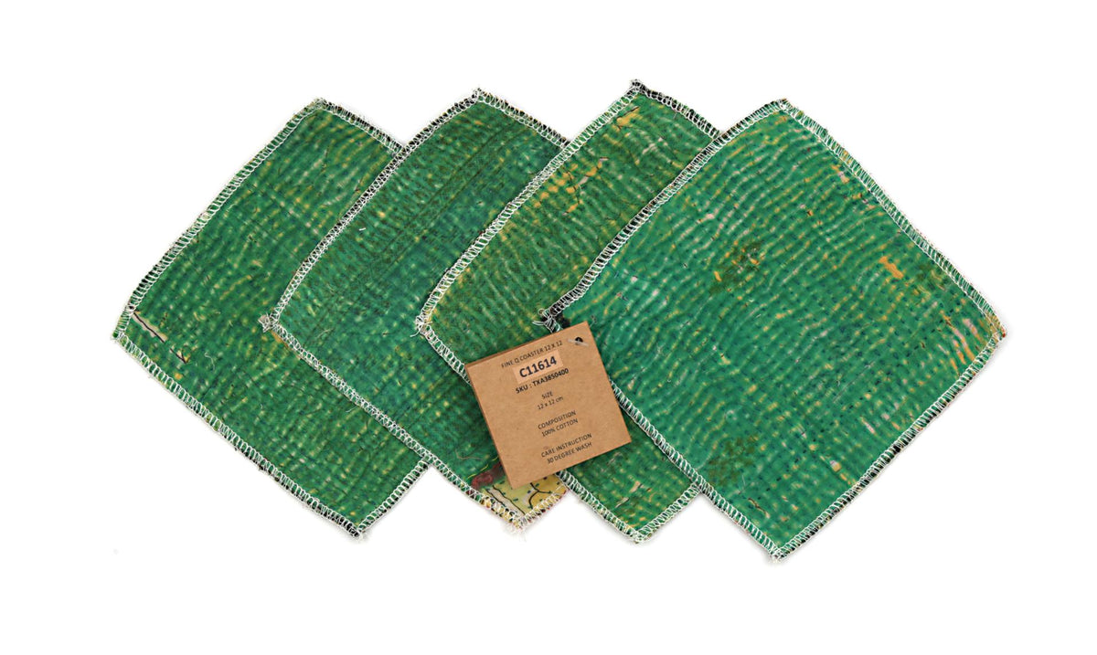 Trivet set of 4 in green cotton, 12x14 cm, with visible edge and storage tag (image)