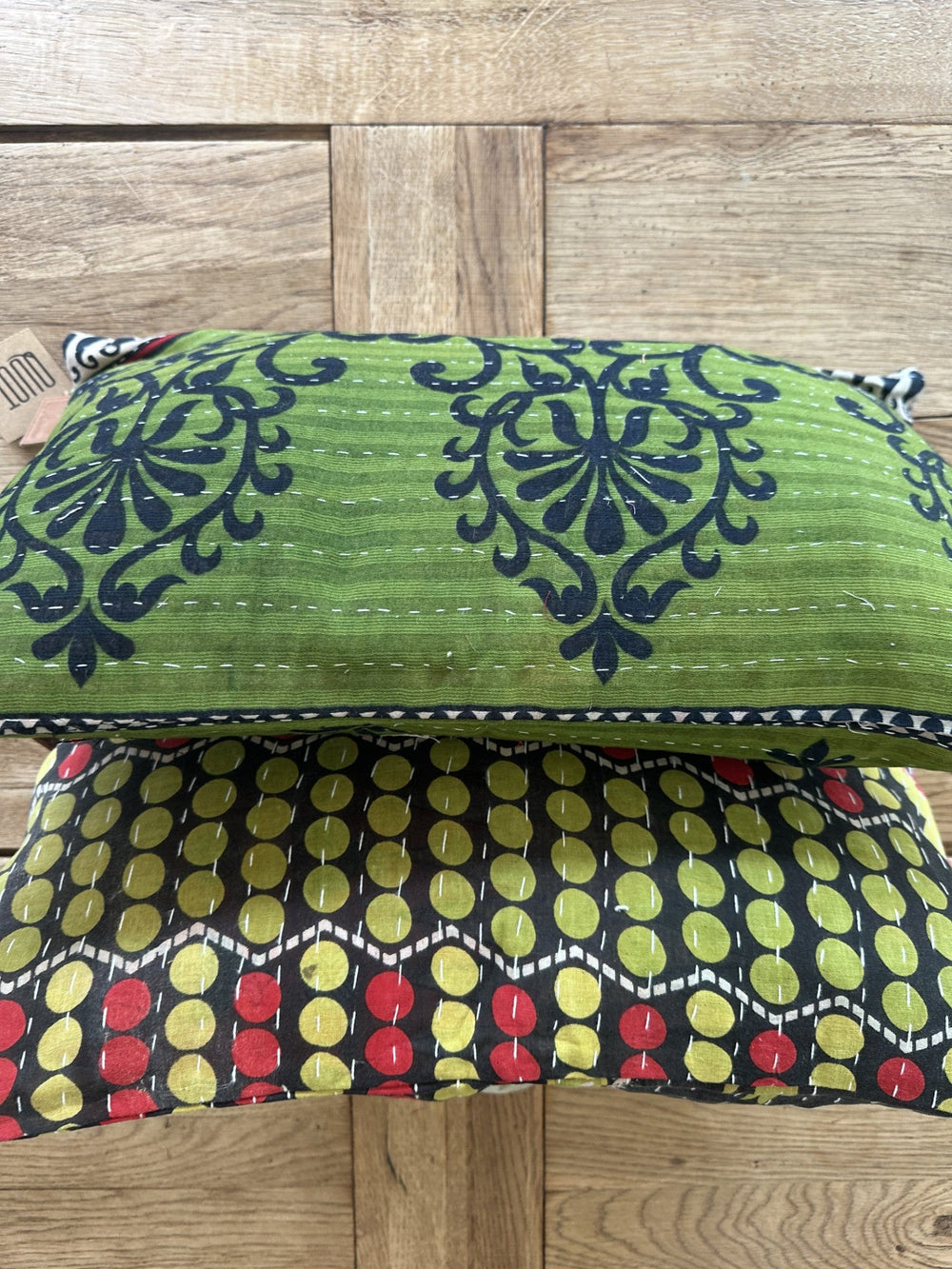 Kantha Duo 01 – 2 Sari pudebetræk 30×50 – Quote Copenhagen