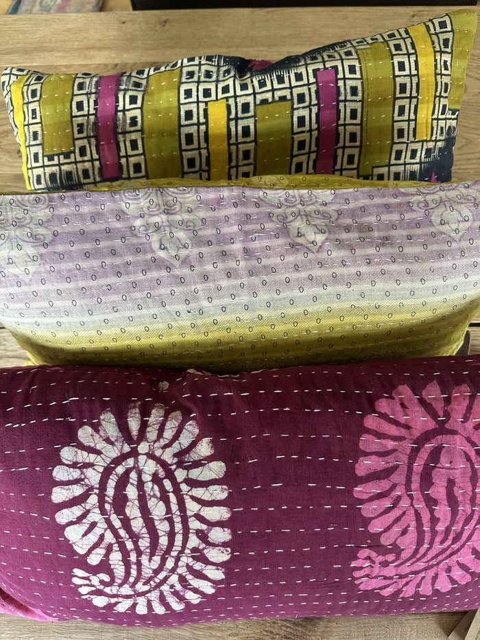 Kantha Trio 05 – 3 Sari pudebetræk 30×50 – Quote Copenhagen