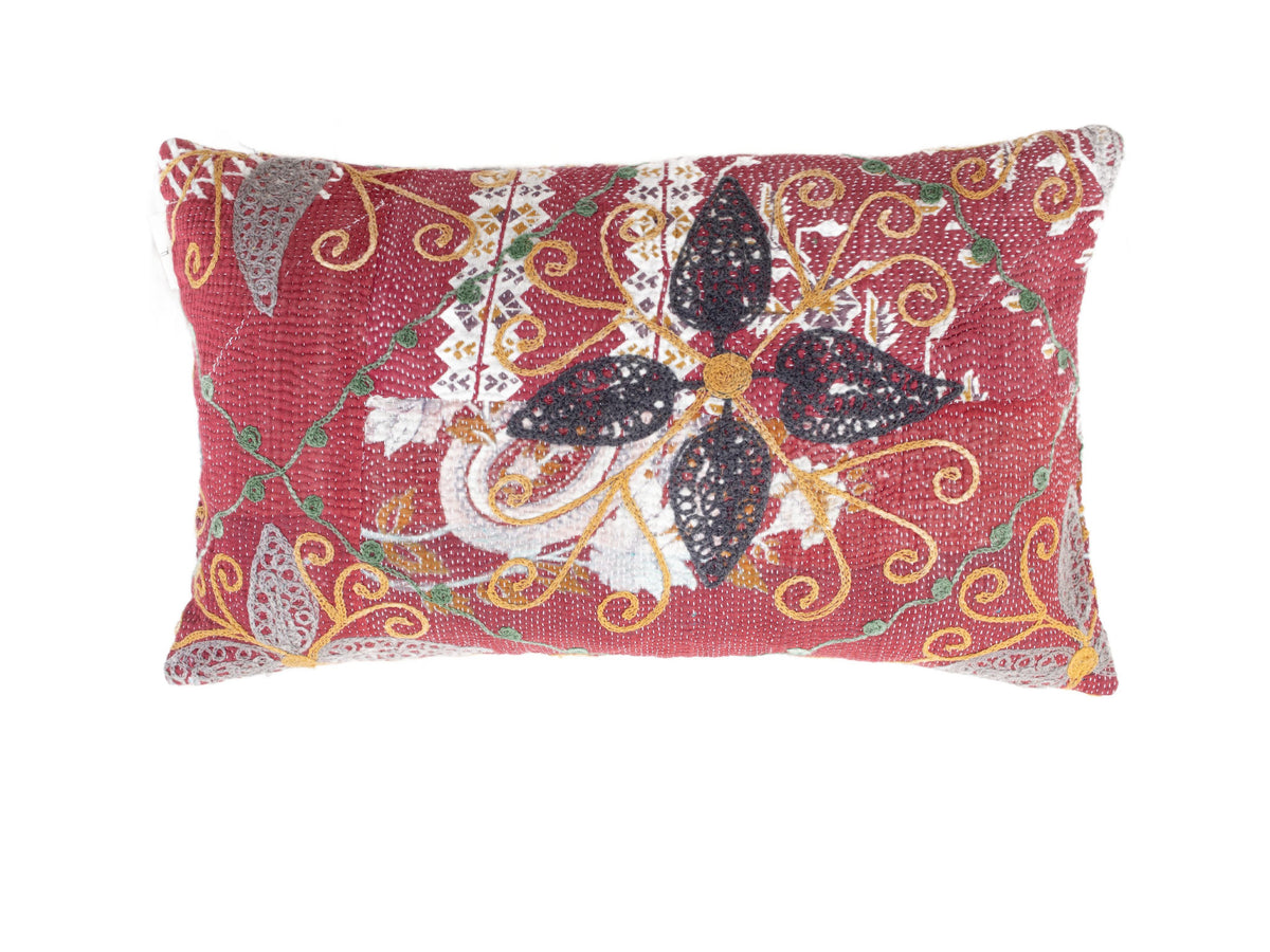 Unique suzani pillowcase 30x50 cm in maroon with embroidered oriental motifs such as black birds and golden creepers for sari pillow vintage boho